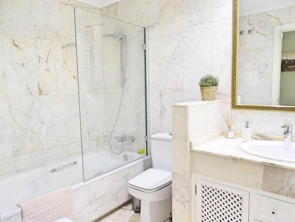 Beyourself By Sevillaluxurysuites Sevilla